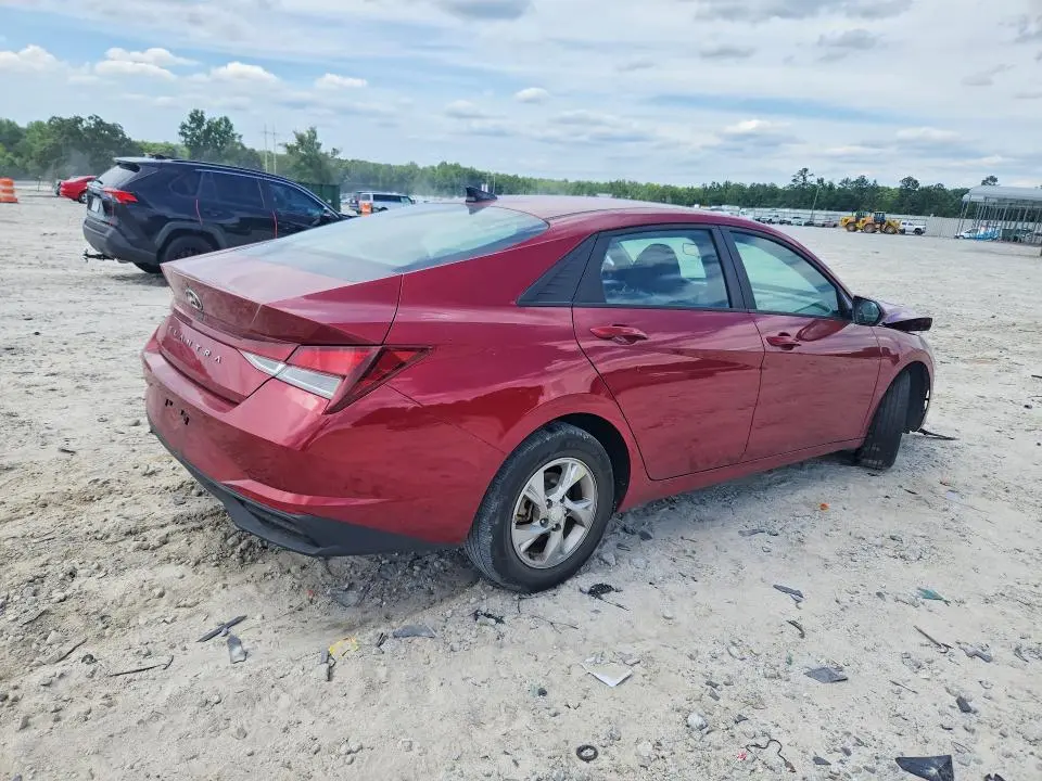 2023 HYUNDAI ELANTRA SE  
