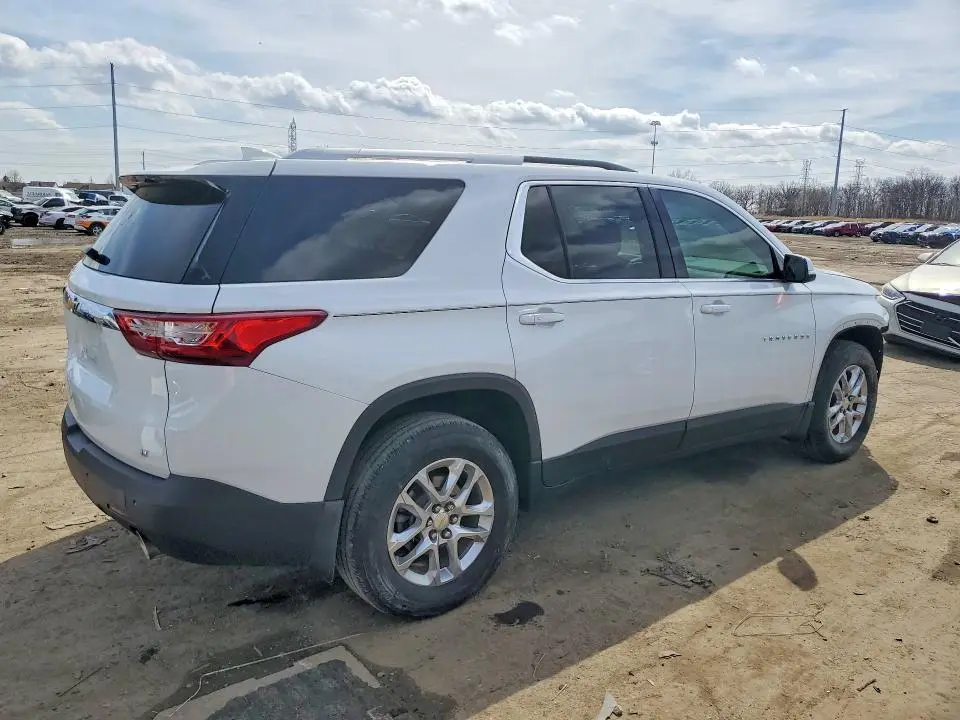 2018 CHEVROLET TRAVERSE LT  