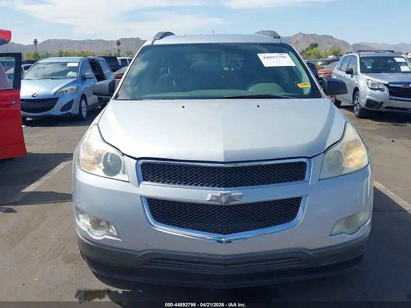 2012 CHEVROLET TRAVERSE LS