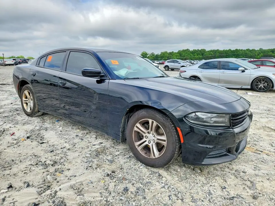 2020 DODGE CHARGER SXT  