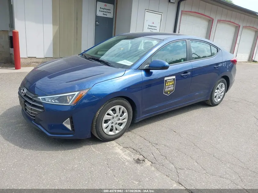 2019 HYUNDAI ELANTRA SE