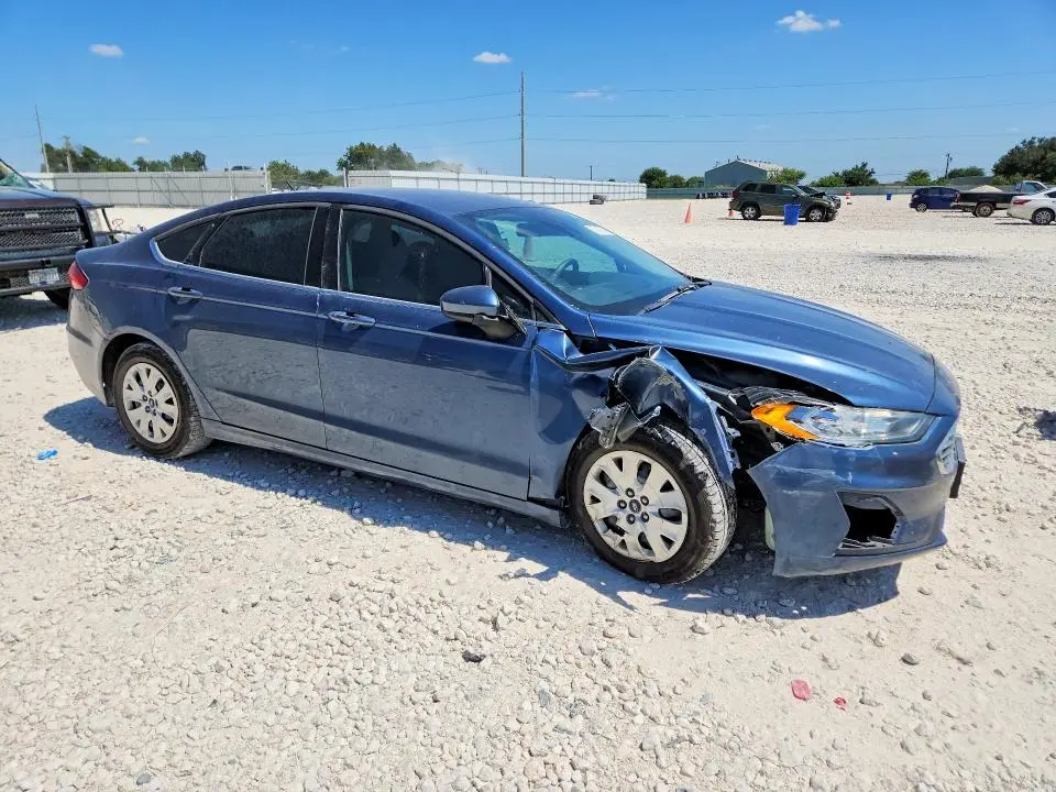 2019 FORD FUSION S  