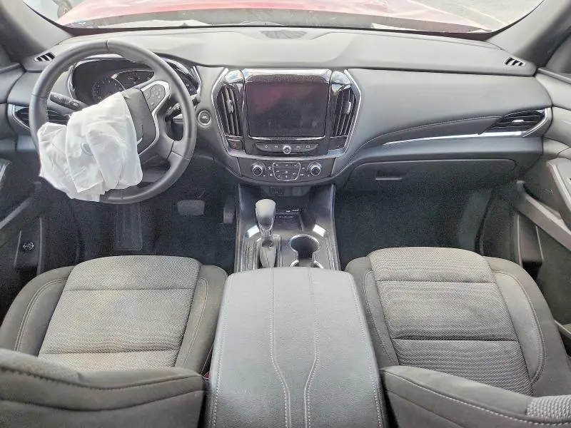 2023 CHEVROLET TRAVERSE LT  