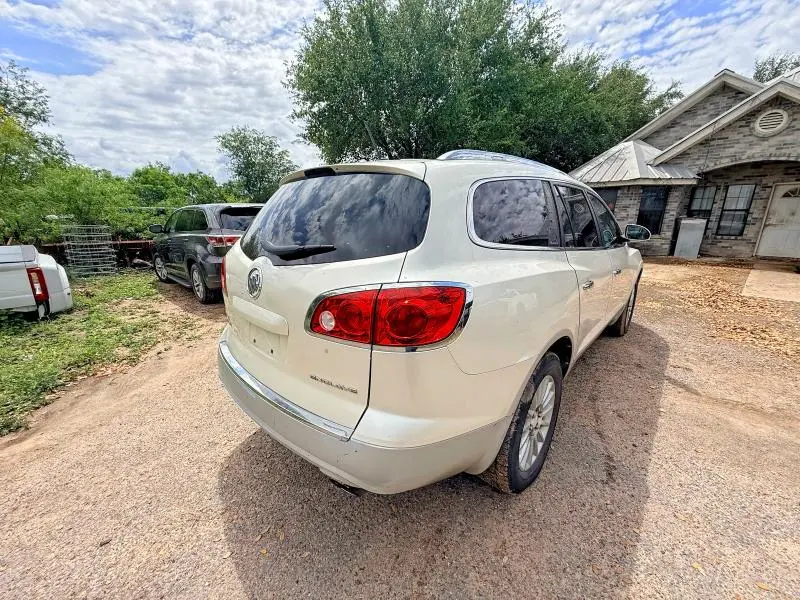 2011 BUICK ENCLAVE CX  