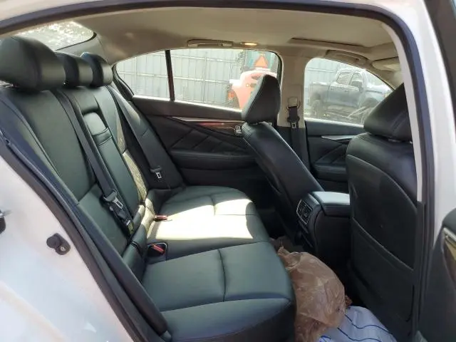 2018 INFINITI Q50 LUXE  