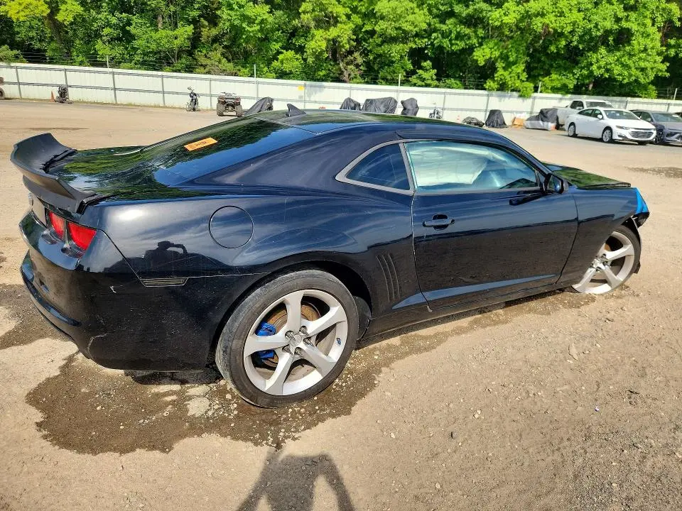 2011 CHEVROLET CAMARO LS  