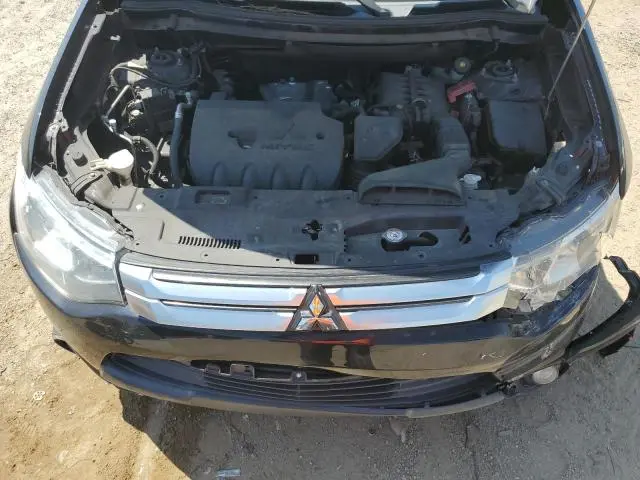 2015 MITSUBISHI OUTLANDER SE  