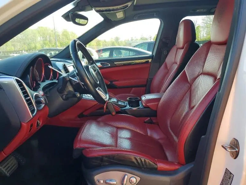 2016 PORSCHE CAYENNE SE HYBRID  