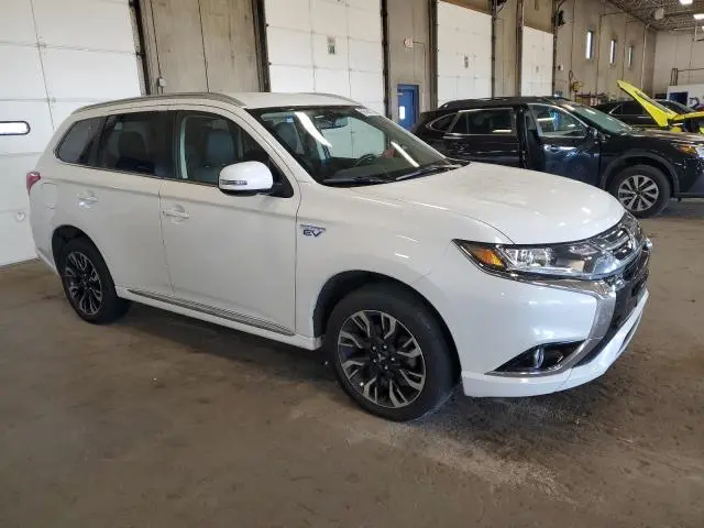 2018 MITSUBISHI OUTLANDER SE