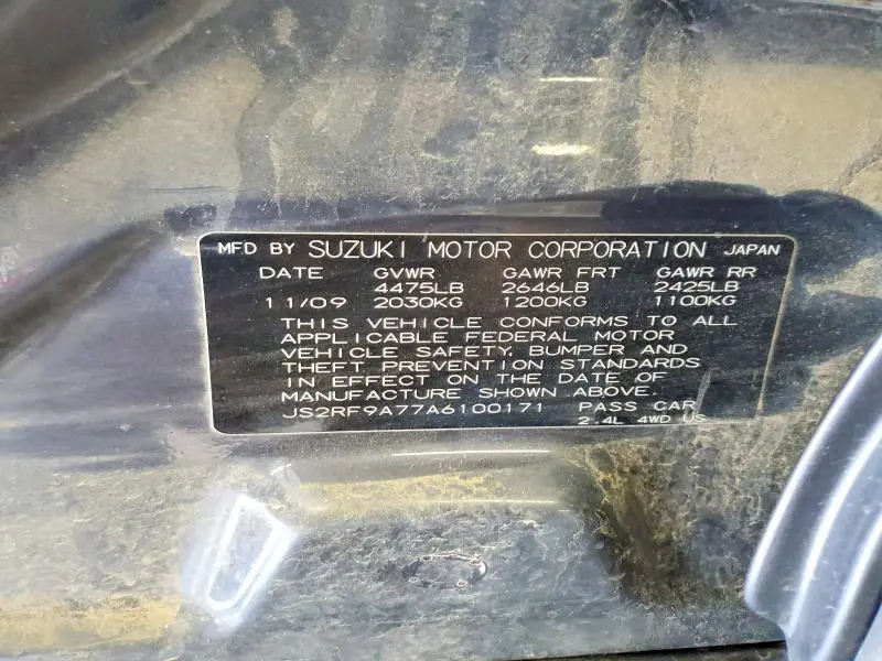 2010 SUZUKI KIZASHI SLS  