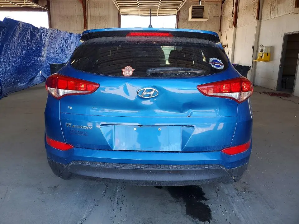 2018 HYUNDAI TUCSON SE  