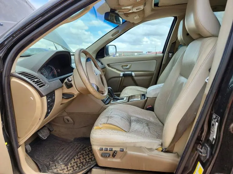 2010 VOLVO XC90 3.2  