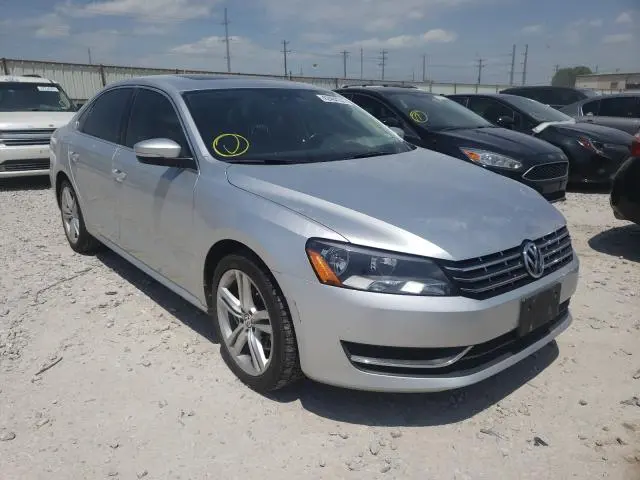 2015 VOLKSWAGEN PASSAT SE