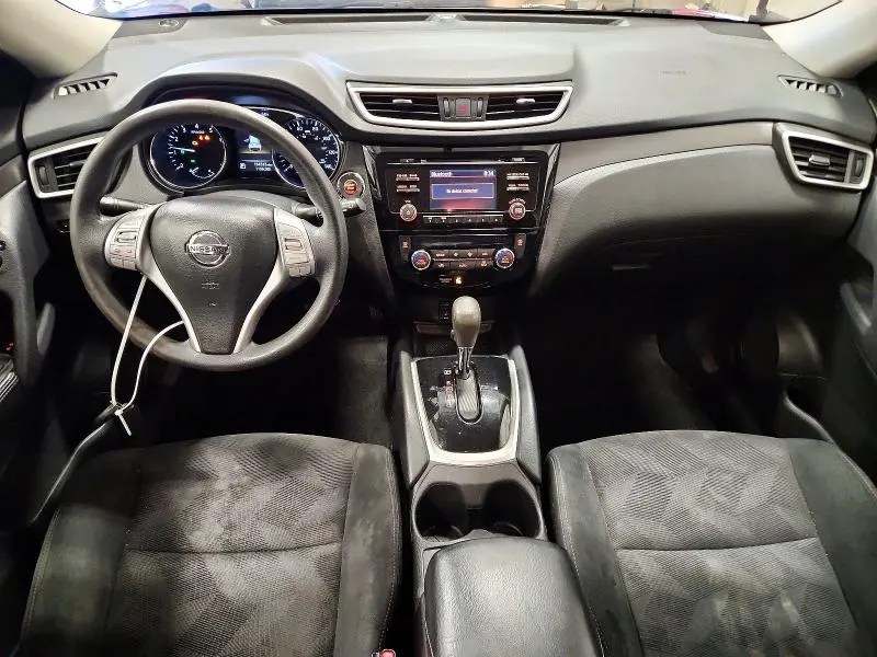 2014 NISSAN ROGUE SV  