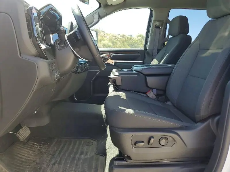 2025 CHEVROLET SILVERADO K2500 HEAVY DUTY LT  