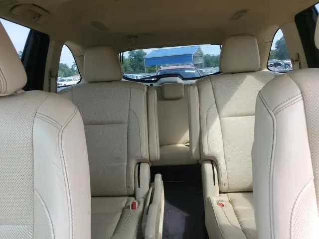 2016 TOYOTA HIGHLANDER LIMITED  