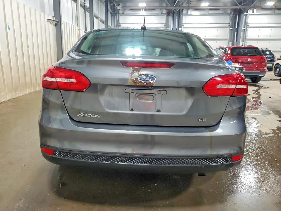 2017 FORD FOCUS SE  