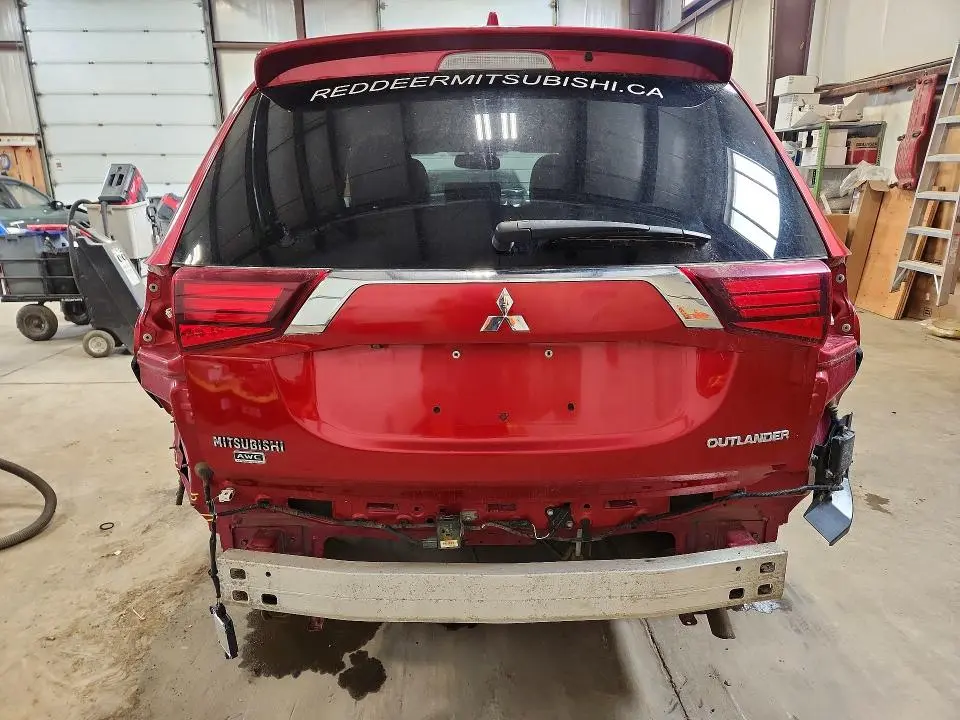 2017 MITSUBISHI OUTLANDER ES  