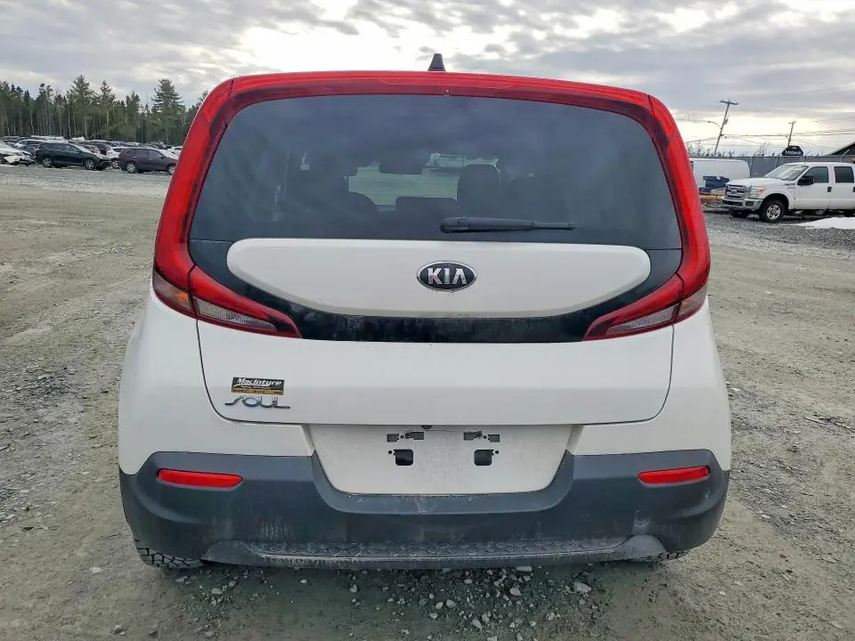 2021 KIA SOUL LX  