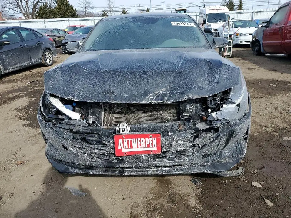 2021 HYUNDAI ELANTRA SEL  