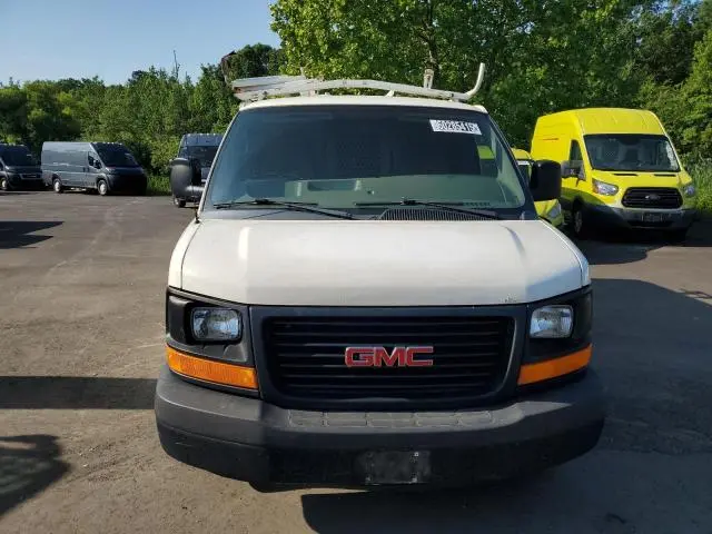 2013 GMC SAVANA G1500  
