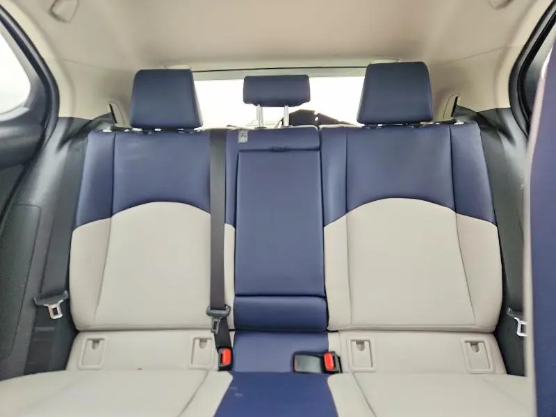 2022 LEXUS UX 200 BASE  