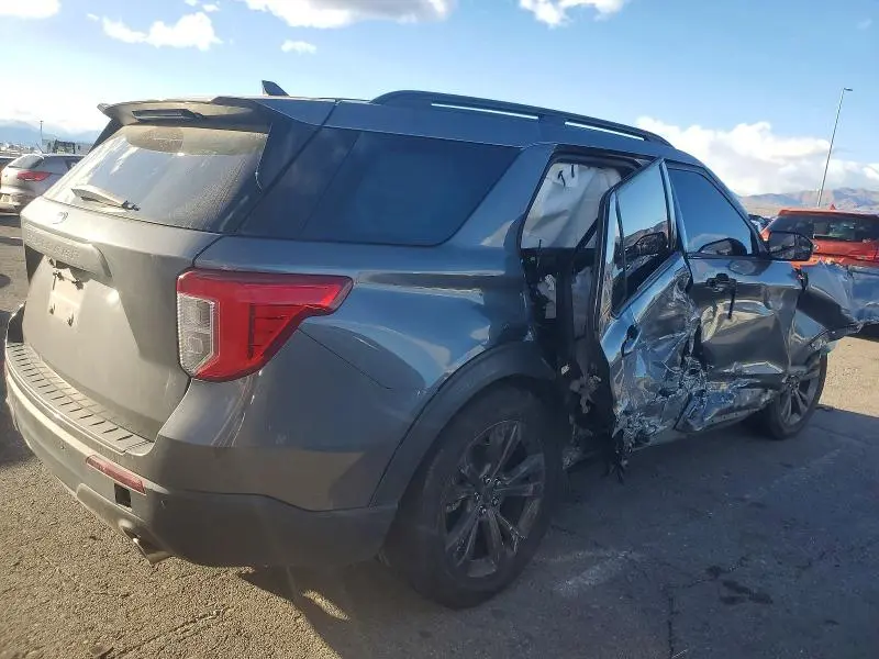 2021 FORD EXPLORER XLT  