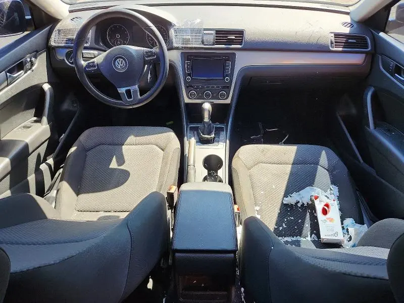 2015 VOLKSWAGEN PASSAT S  