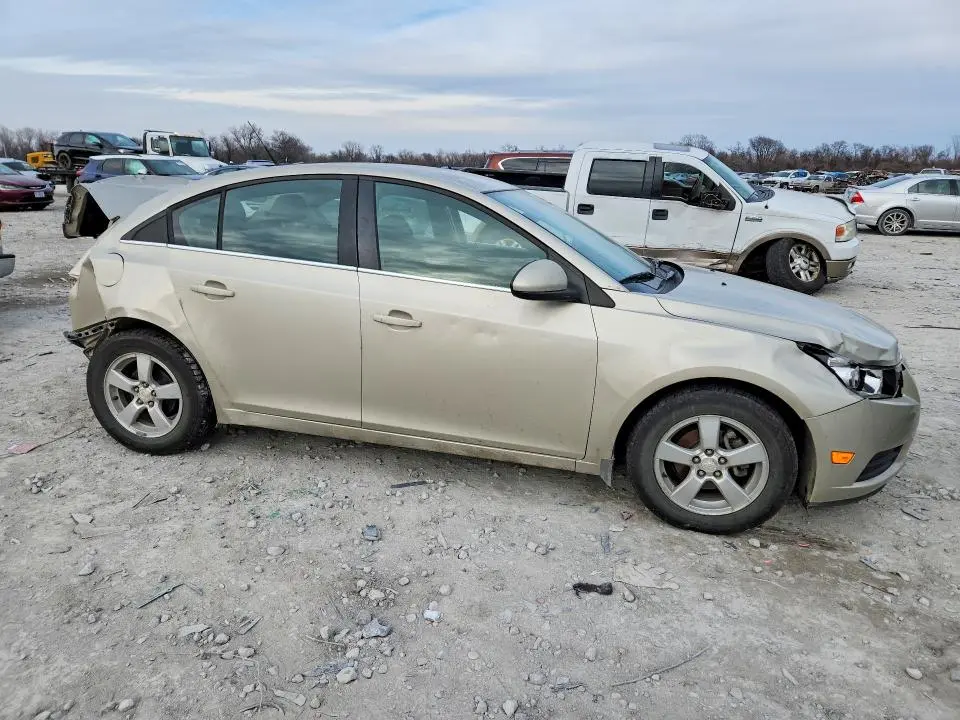 2014 CHEVROLET CRUZE LT  