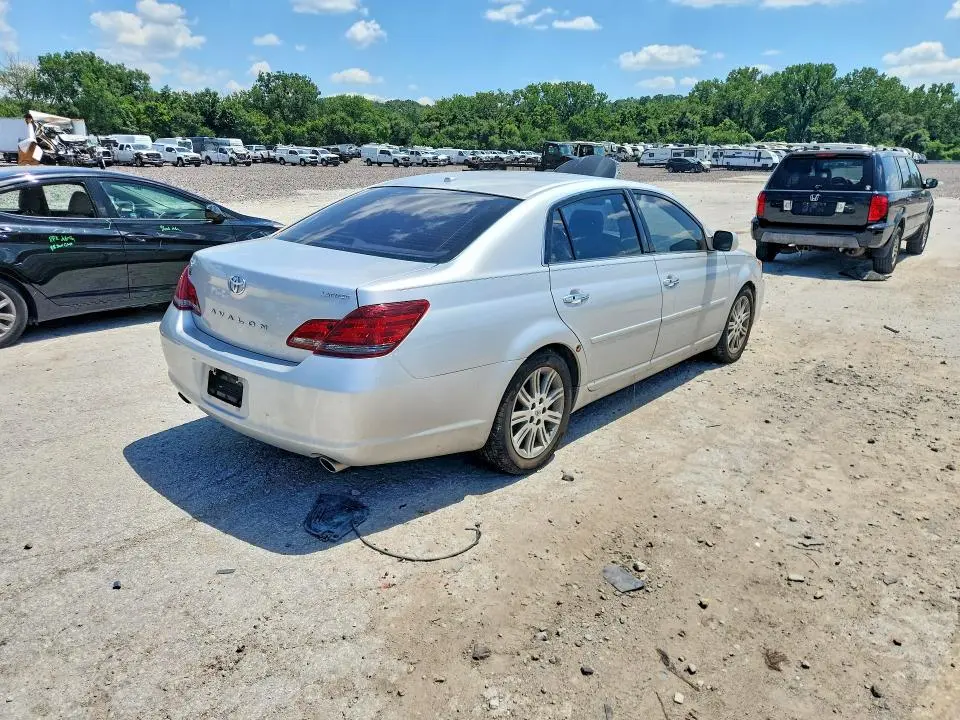 2010 TOYOTA AVALON LIMITED  