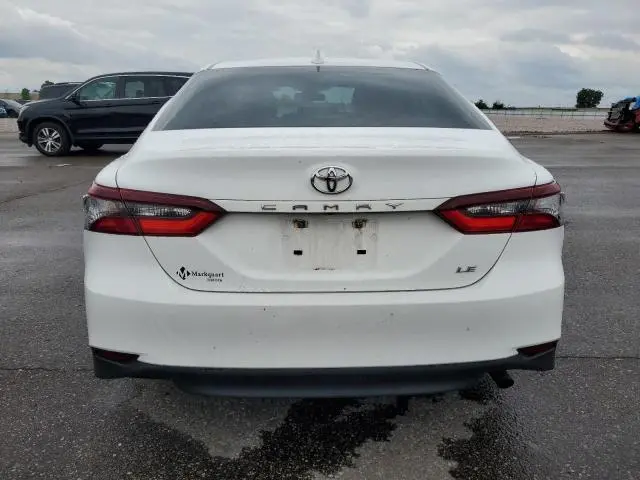 2022 TOYOTA CAMRY LE  