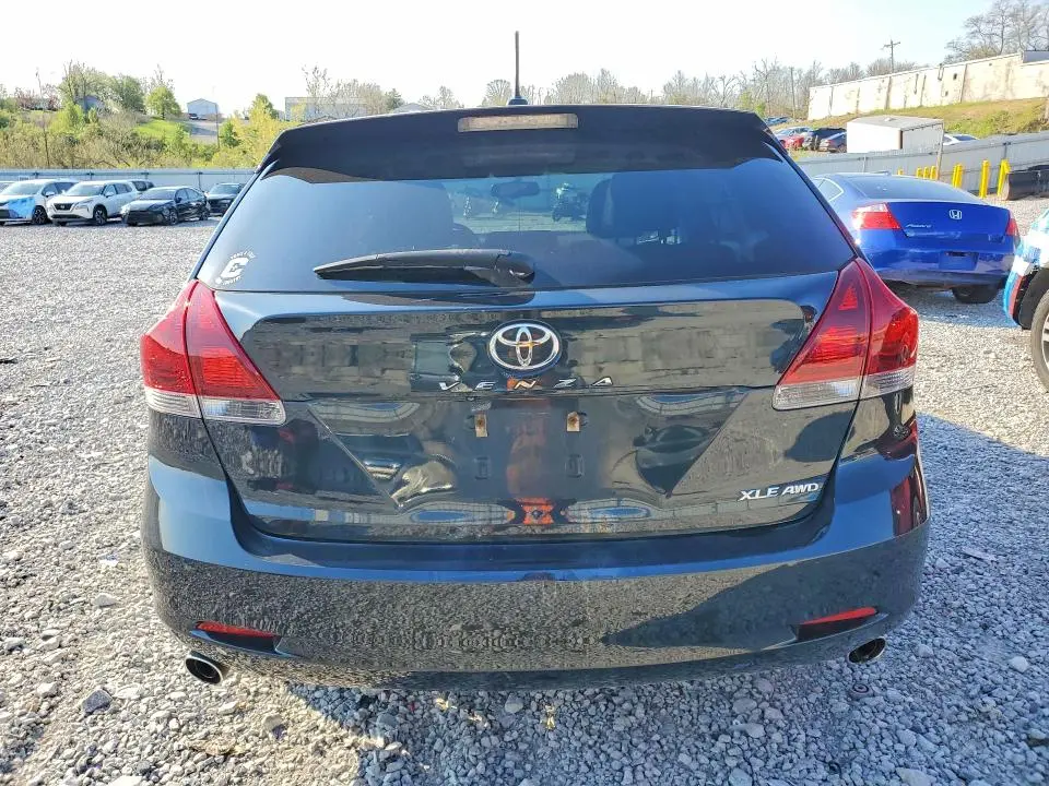 2013 TOYOTA VENZA XLE  