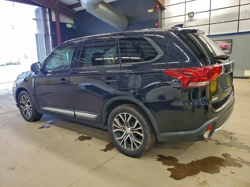 2018 MITSUBISHI OUTLANDER ES  