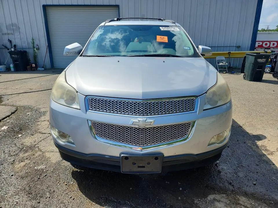 2012 CHEVROLET TRAVERSE LT  