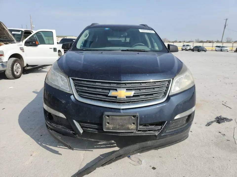 2017 CHEVROLET TRAVERSE LS  