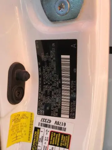 2012 TOYOTA SIENNA BASE  