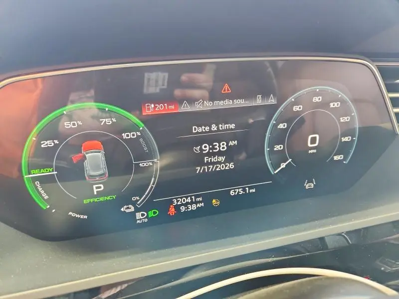 2024 AUDI Q8 E-TRON PREMIUM PLUS  
