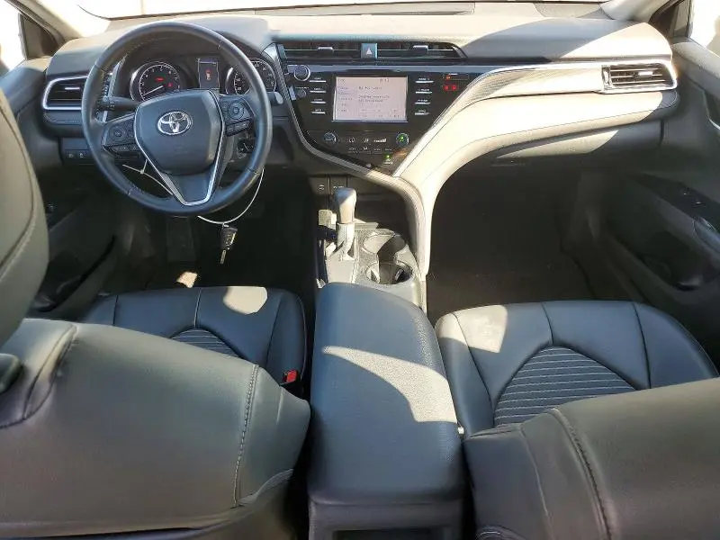 2018 TOYOTA CAMRY SE  