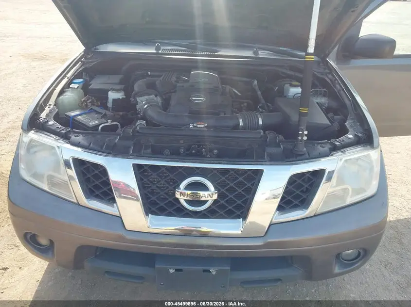 2016 NISSAN FRONTIER SV
