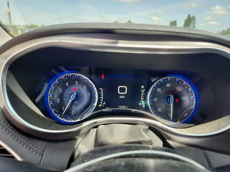 2019 CHRYSLER PACIFICA LIMITED  
