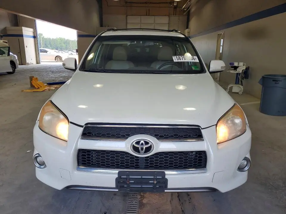 2012 TOYOTA RAV4 LIMITED  