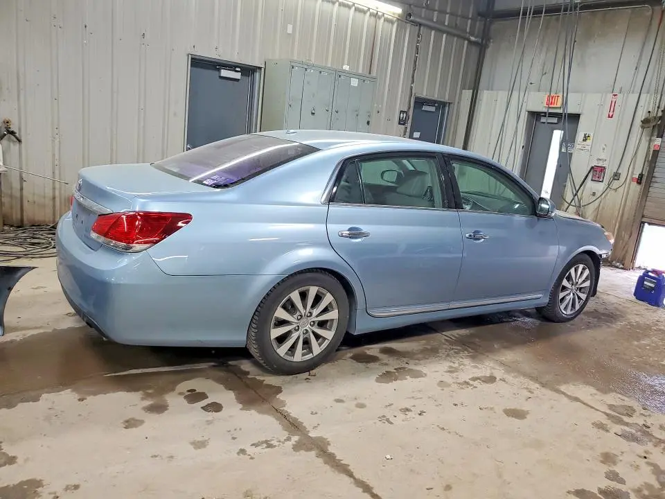 2011 TOYOTA AVALON LIMITED  