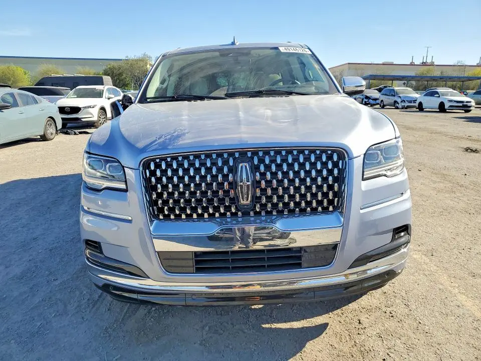 2023 LINCOLN NAVIGATOR BLACK LABEL  