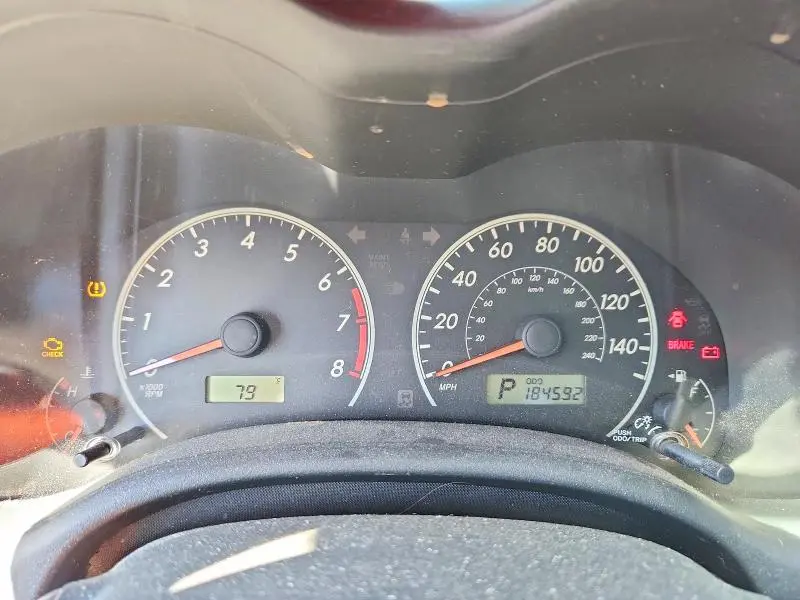 2011 TOYOTA COROLLA LE  