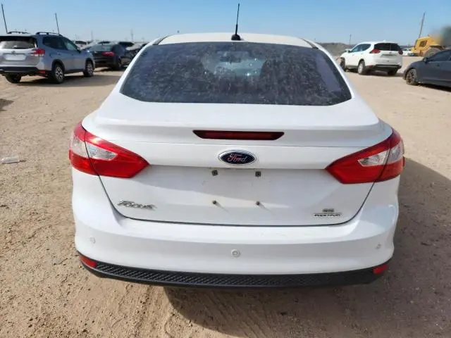 2014 FORD FOCUS SE  