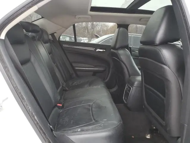 2016 CHRYSLER 300 LIMITED