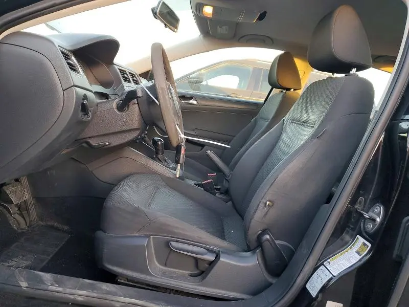 2011 VOLKSWAGEN JETTA BASE  