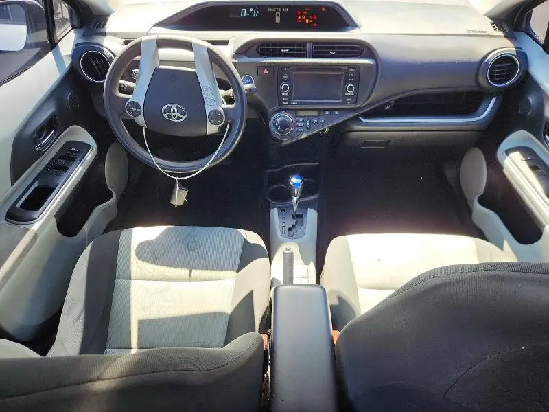 2014 TOYOTA PRIUS C THREE  
