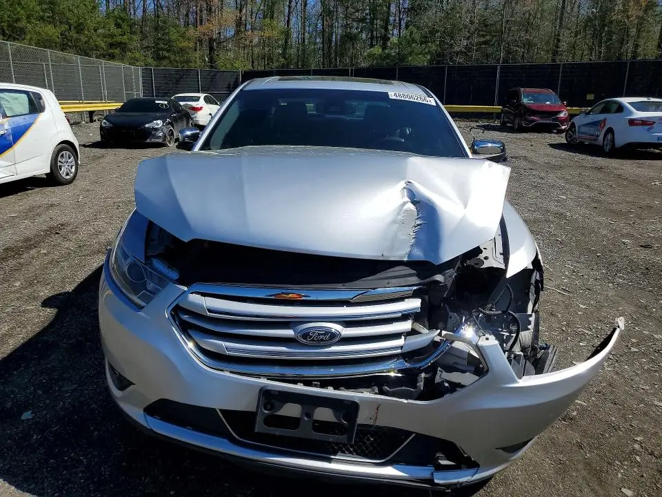 2017 FORD TAURUS LIMITED  