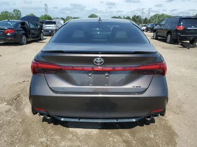 2019 TOYOTA AVALON XLE  